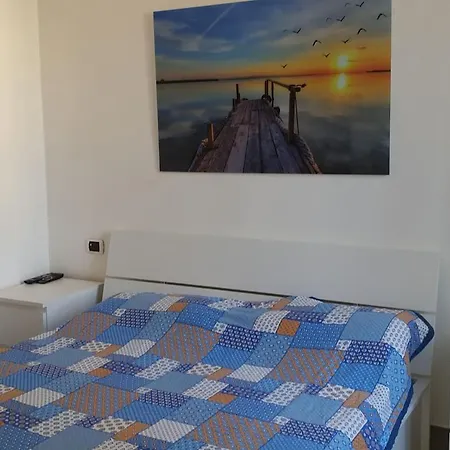 Apartment Youhosty - Ghiringhelli 3 *